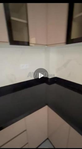 شقة فارغة للإيجار في حي محمدي - 2