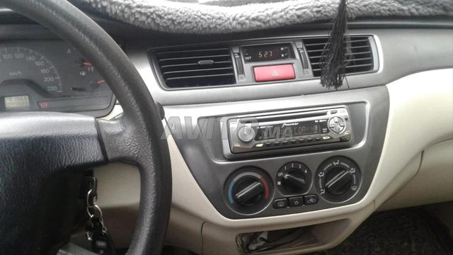 Mitsubishi lancer - 2
