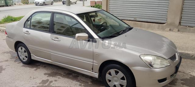 Mitsubishi Lancer - 2