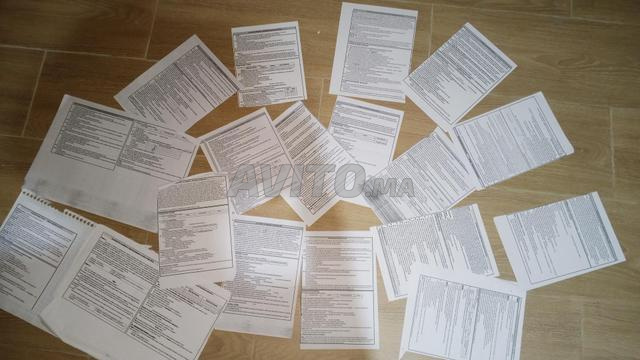 25 examens blancs de français pour la première année du baccalauréat de différentes régions. - 2