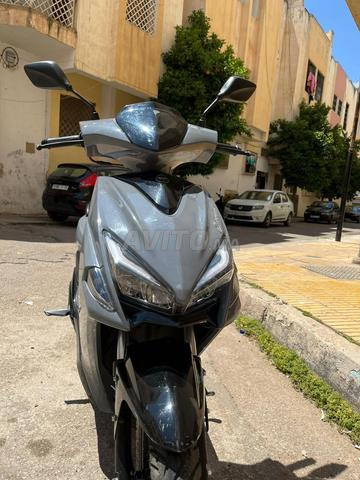 Moto - 2