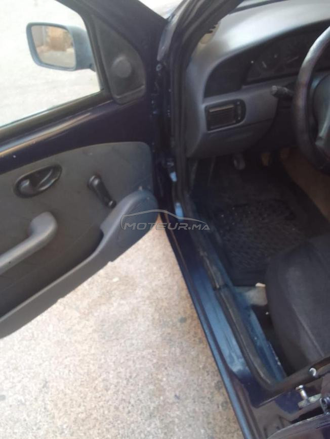 Fiat Palio Essence Manuelle 2000 à Laâyoune
