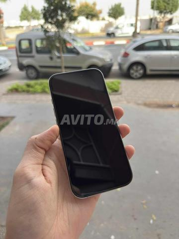 iPhone 16 Pro - 2