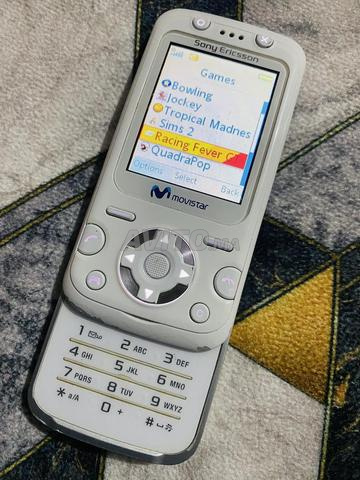 سوني إريكسون F305