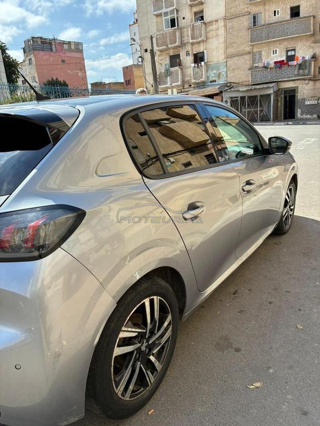 peugeot 208 2019