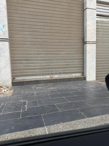 * للبيع محل مع سرداب بالقرب من مرجان
