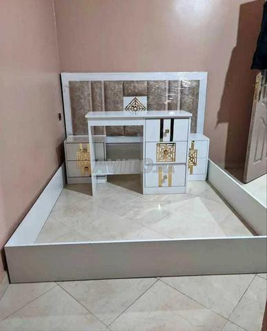 Offre de mariage : Chambre à coucher complète en MDF - 2