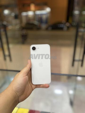 iPhone 16 - 2
