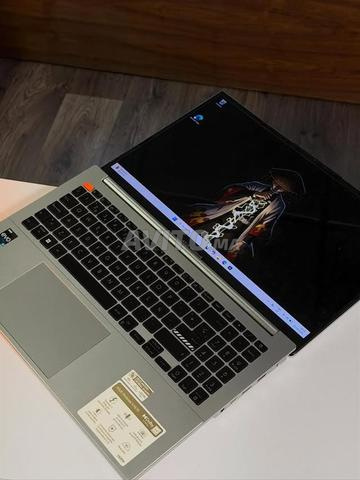 ASUS VivoBook S15 OLED i7-13700H 16Go RAM 512Go - 2