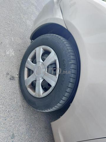 Hyundai Accent Diesel Manuelle 2008 à Rabat - 2