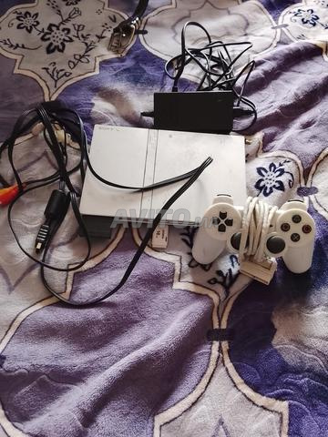PS2 encore neuve - 2