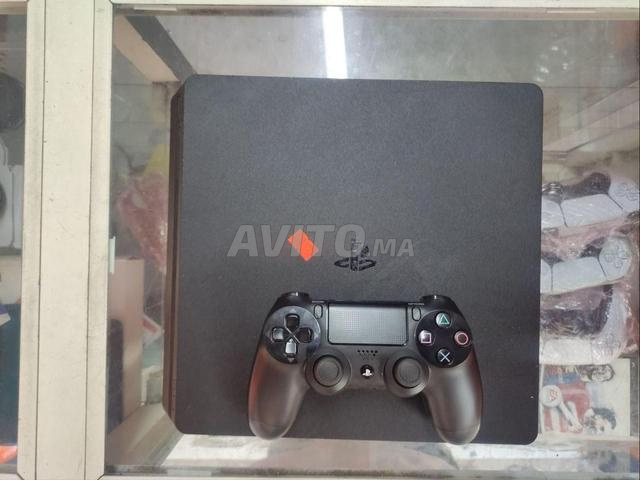 PlayStation 4 Slim 1TB - Modifiée (GoldHen) - 2