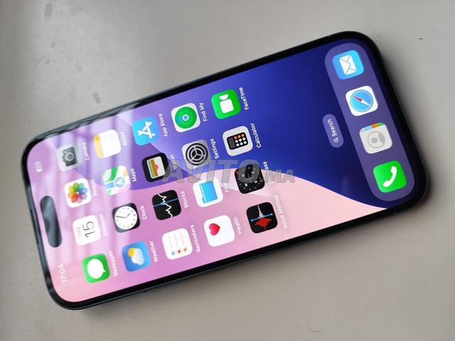 iPhone 16 très bon état bypass - 2