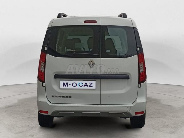 RENAULT Express
