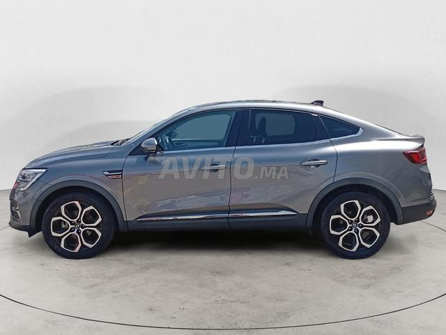 RENAULT. Arkana - 2