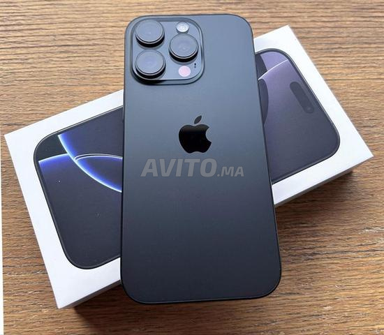 IPHONE 16 PRO 256G BATTERIE 100% J'AI UN MAGASIN