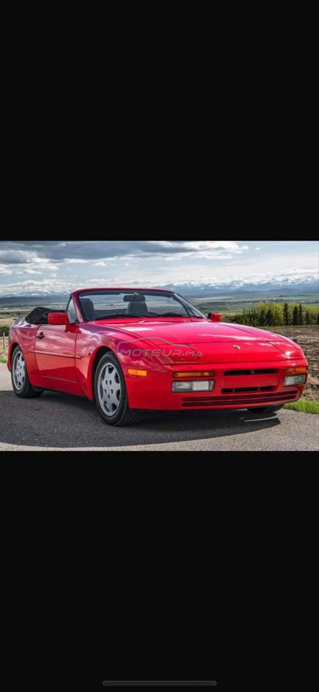 Porsche 944