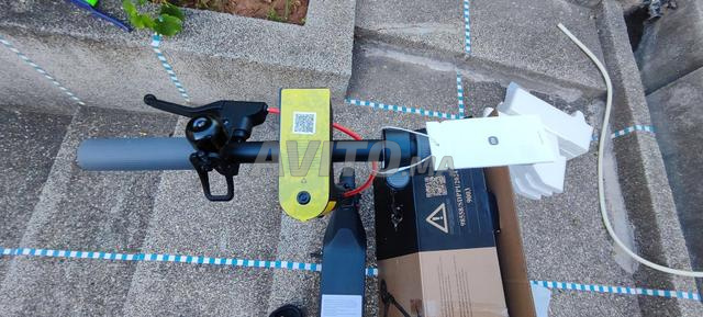 🛴 Xiaomi Electric Scooter 4 Lite à vendre - 2