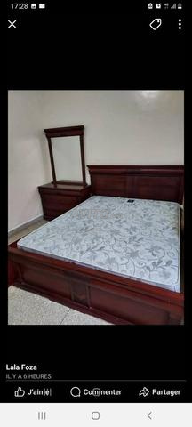Chambre à coucher sans matelas - 2