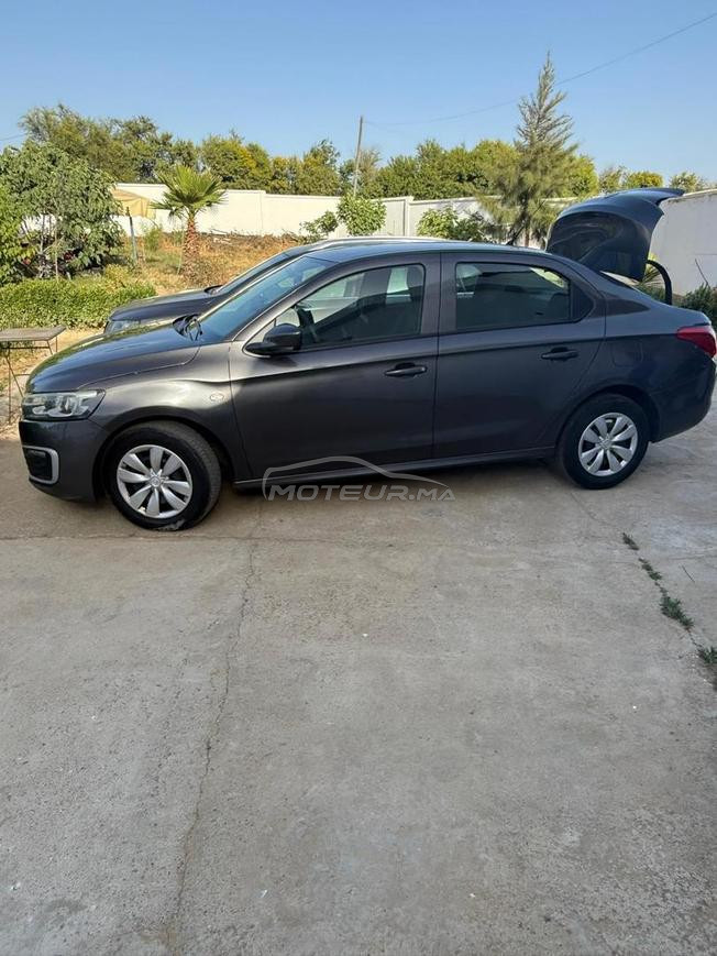 vehicule en excellent etat