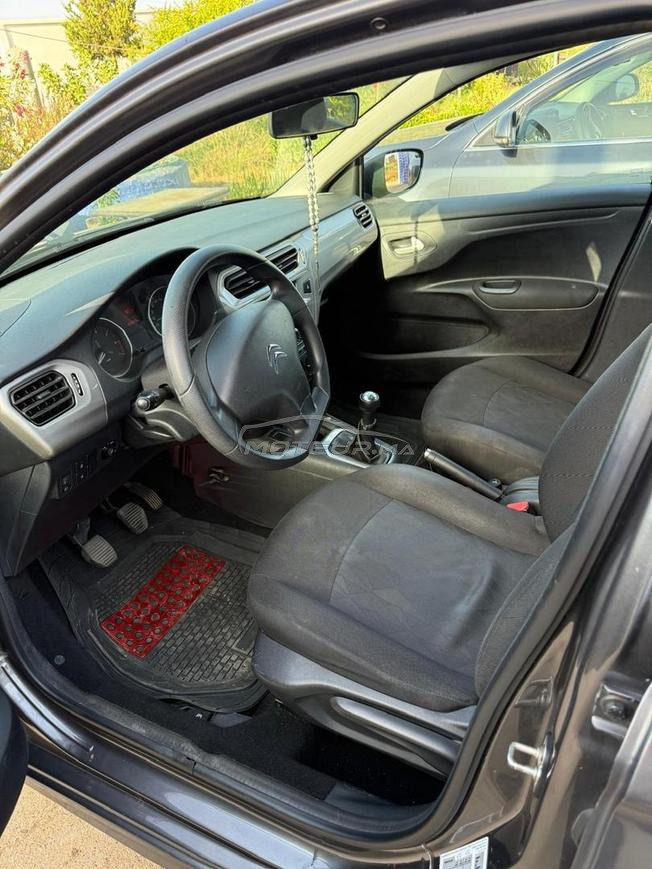 vehicule en excellent etat