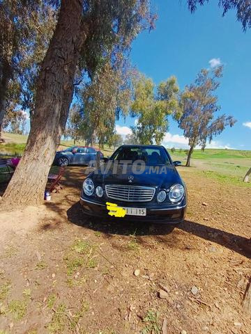 Mercedes E automatique en bon état