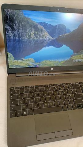 كمبيوتر محمول HP G8 بحالة ممتازة - 2