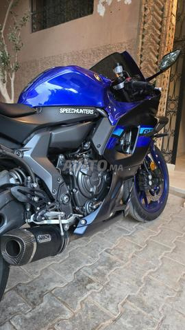 Yamaha R7 2024 - 2