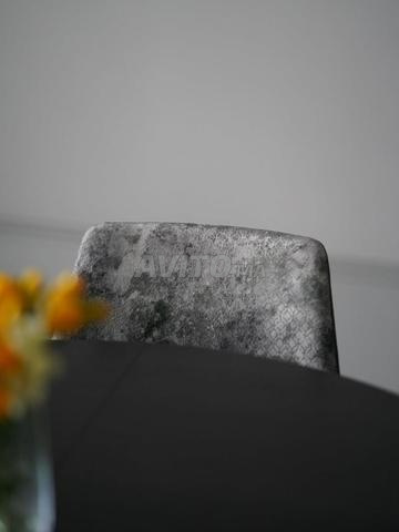 Table à manger complète / Airbnb - 2