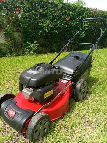 3000 dh Tondeuse à gazon HONDA