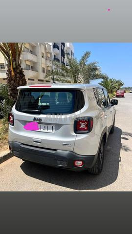 Jeep Renegade Diesel Automatique 2022 à Rabat - 2