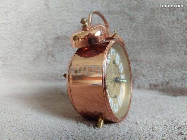 Chandeliers, vase, montre, plateau en cuivre - 2