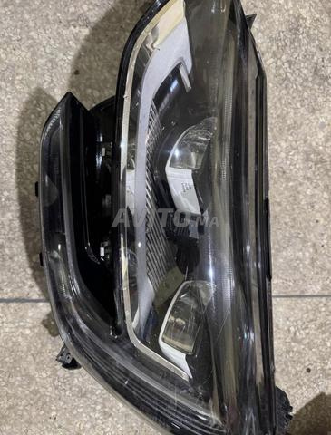 Phare gauche pour Renault Megane 4
