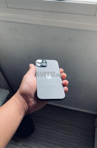 iPhone 15 normal - 2