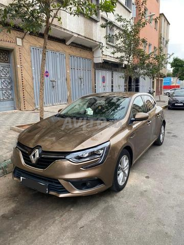 رينو ميجان 4 بكامل الكماليات - 2