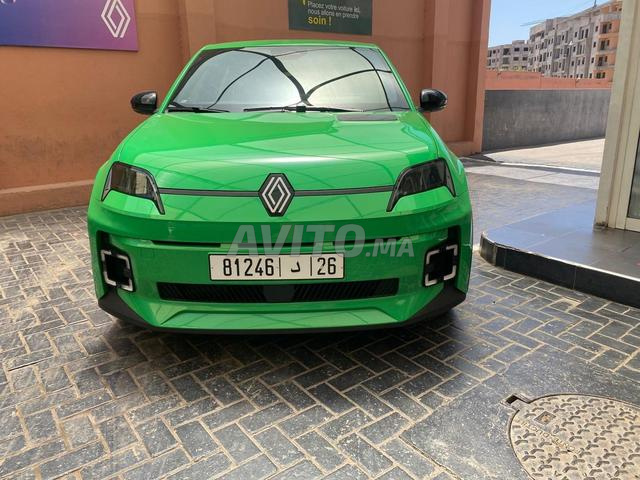 رينو R5