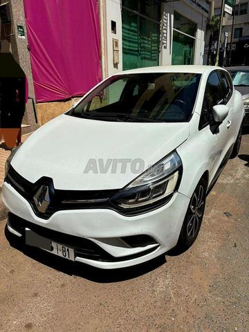 Renault Clio Diesel Automatique 2019 à Casablanca - 2