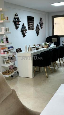 بيع معدات مركز تجميل كاملة