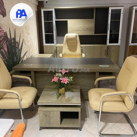Pack bureau avec retour/table basse/vitrine/chaise - 2