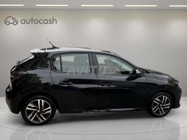 1607 - Peugeot 208 2023 expertisée avec financement - 2