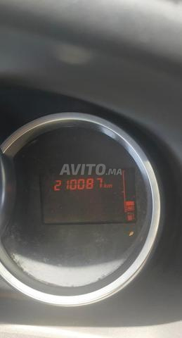 Dacia Duster Diesel Manuelle 2019 à Oujda