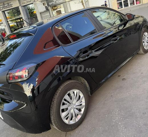 PEUGEOT 208 Essence Manuelle 2022