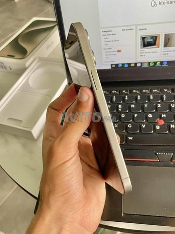iPhone 15 Pro Max 256Go - 2