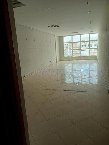 مكاتب للإيجار