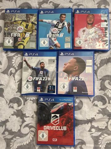 PS4 Pro Slim 1 To importée d'Allemagne - 2