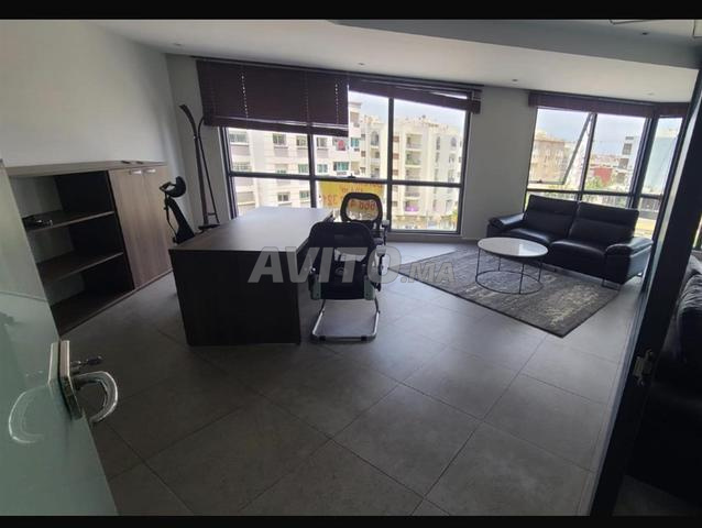Bureau meublé 104m² – Parking inclus – Centre - 2