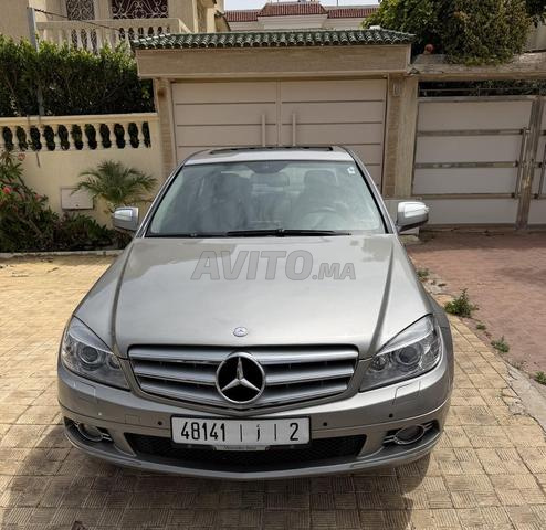 مرسيدس C220