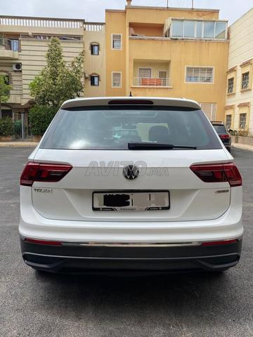 Volkswagen Tiguan - 2
