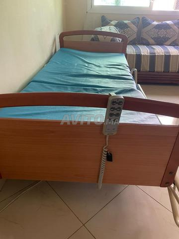Lit médicalisé électrique à vendre - 2