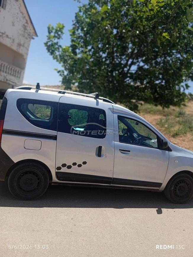 سياره للبيع 